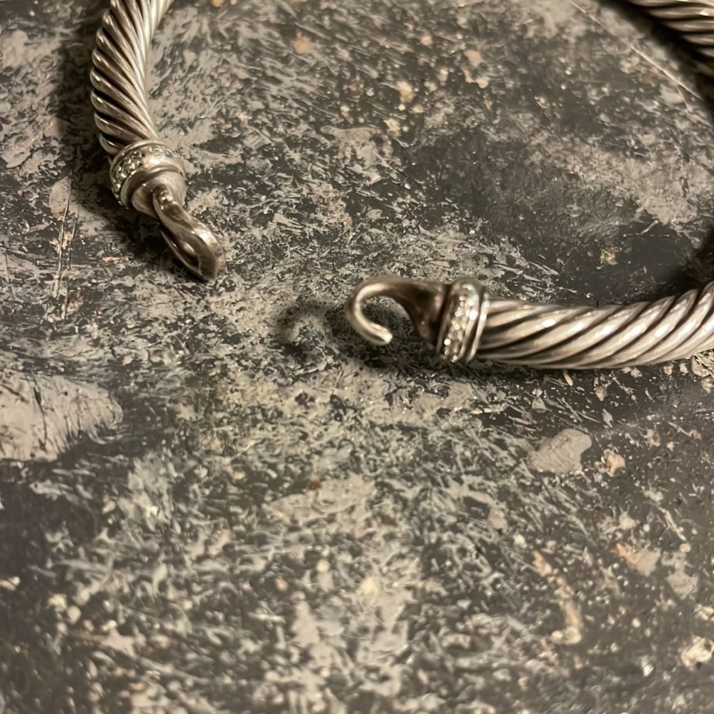 David Yurman Buckle Bracelet with Pavé Diamonds Authentic - Picture 7 of 9